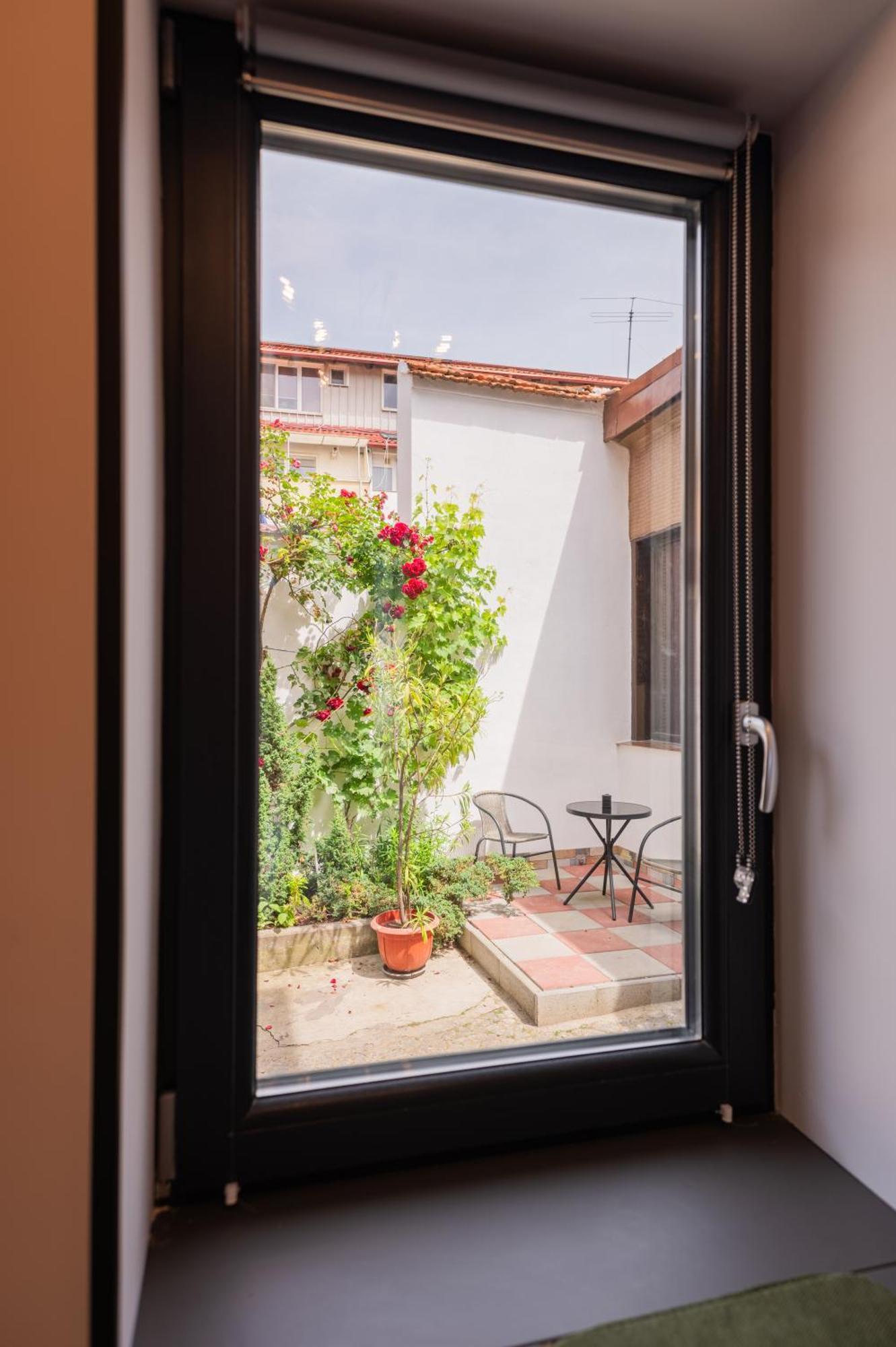 Fun House - Comfortable Stay With Garden And Near Parking Brașov Exterior foto