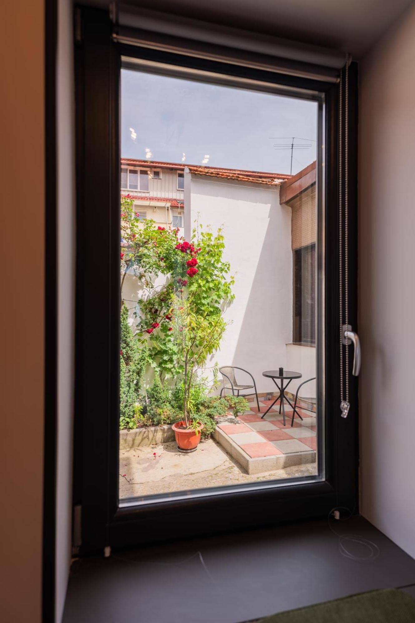 Fun House - Comfortable Stay With Garden And Near Parking Brașov Exterior foto